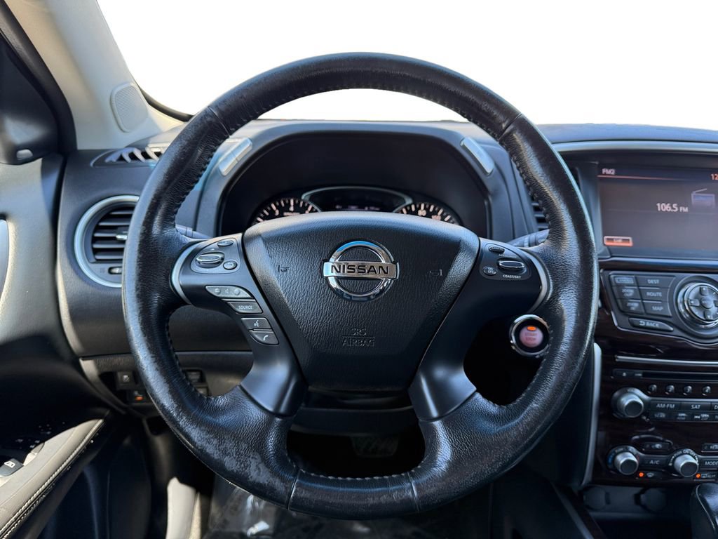 Used 2015 Nissan Pathfinder Platinum image 12