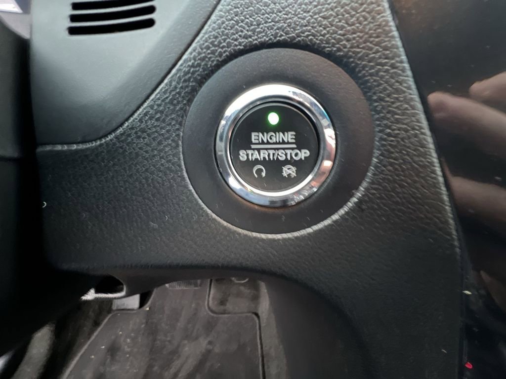 Used 2016 Ford Explorer Sport image 17