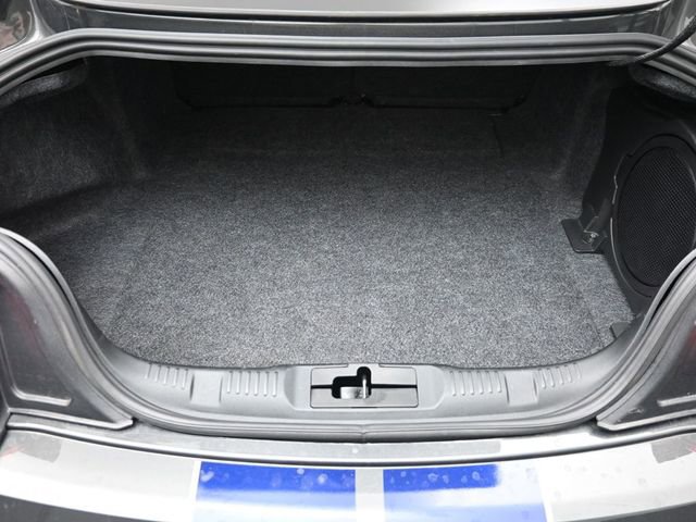 Used 2019 Ford Mustang Shelby GT350 w/ Technology Package image 35