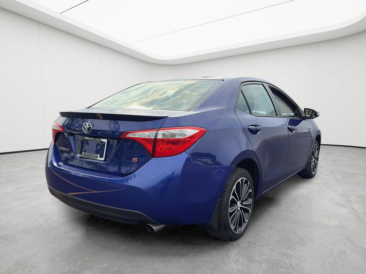 Used 2015 Toyota Corolla S FWD image 17