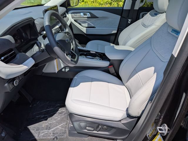 New 2026 Ford Explorer Platinum w/ LUX Leather Package AWD/4WD image 16