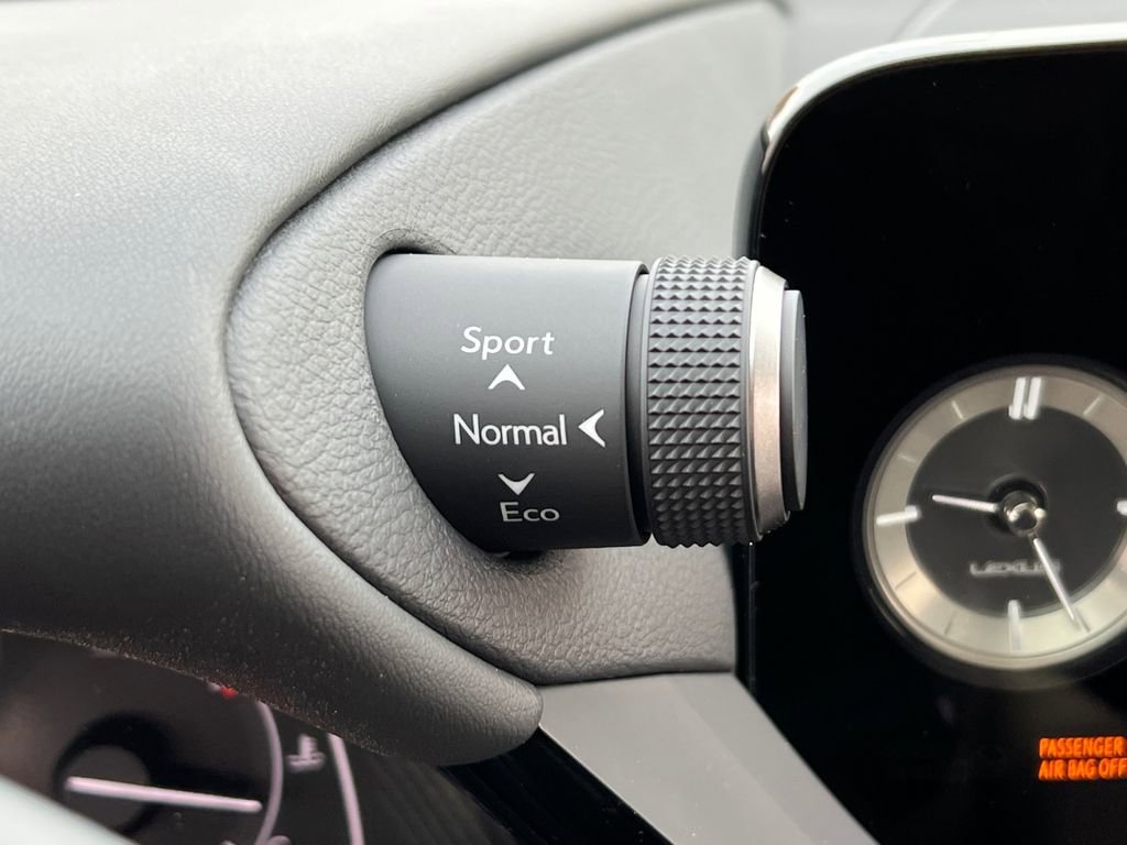 New 2025 Lexus ES 350 w/ Premium Package image 26