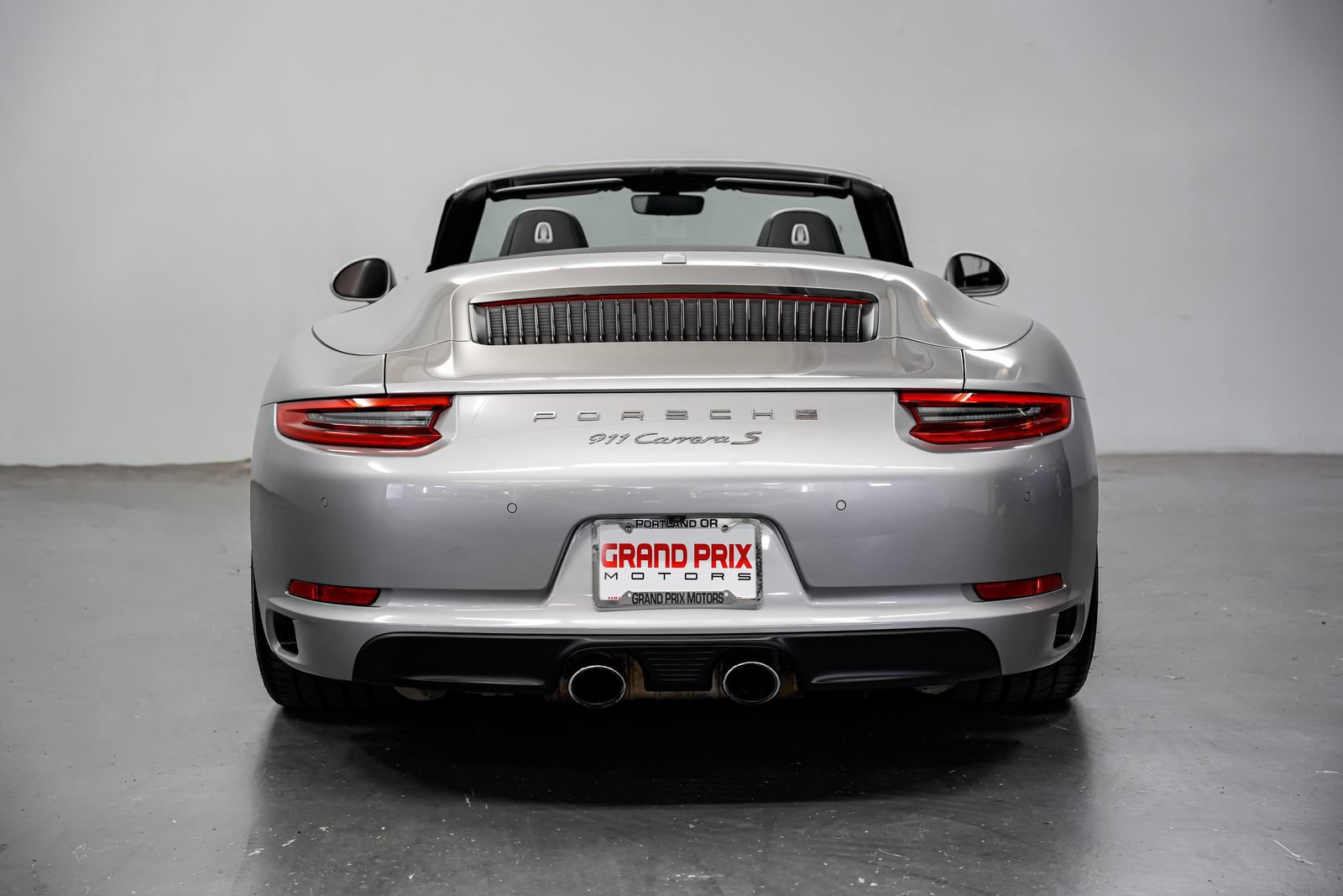 Used 2018 Porsche 911 Carrera S RWD image 4