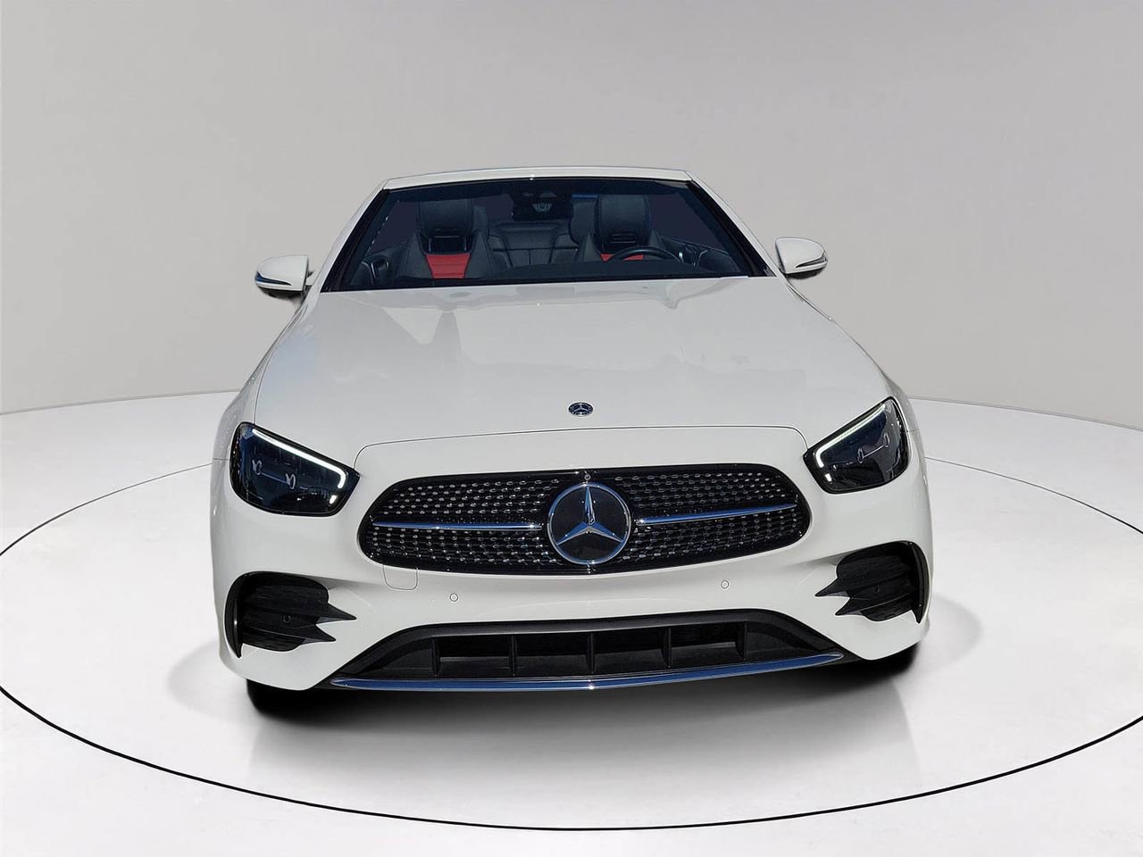 Used 2023 Mercedes-Benz E 450 Cabriolet image 3