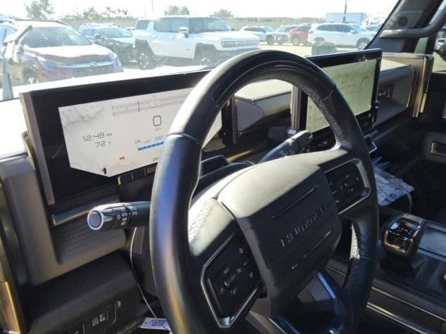 Used 2024 GMC Hummer EV 3X w/ LPO, Illumination Package image 6