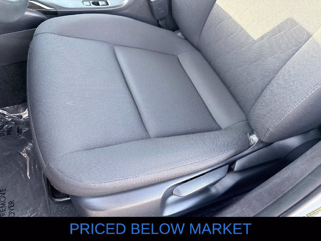 Used 2025 Toyota Corolla LE FWD image 10
