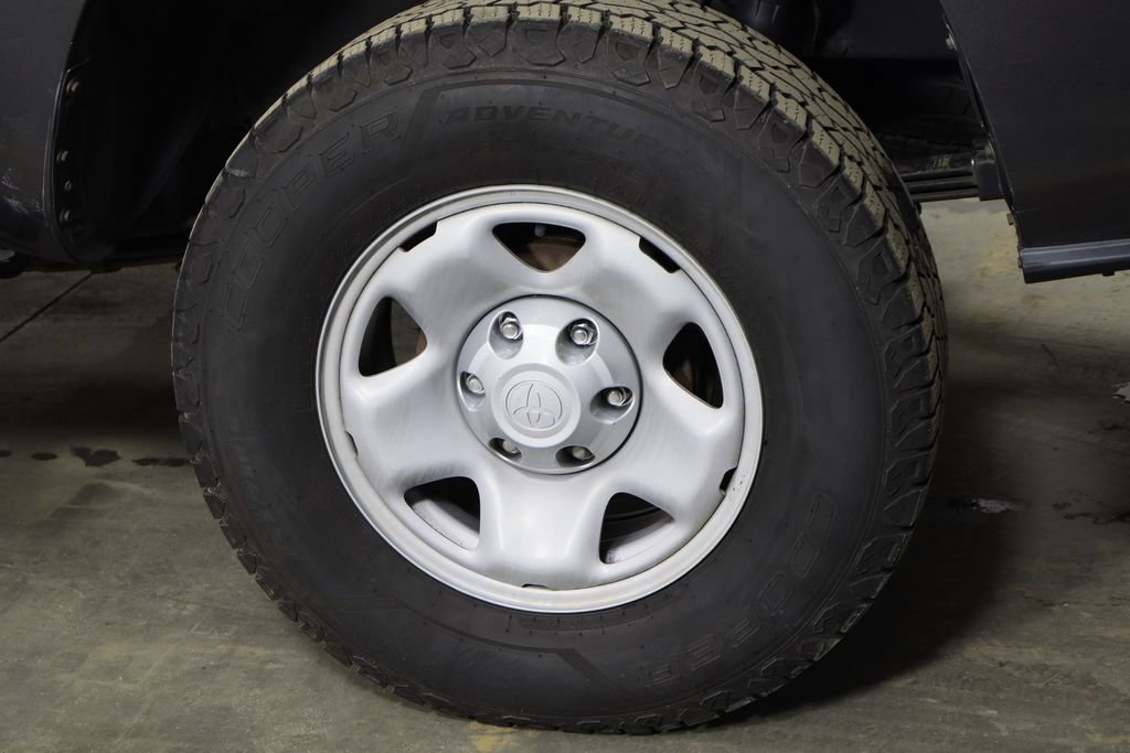 Used 2019 Toyota Tacoma SR RWD image 35