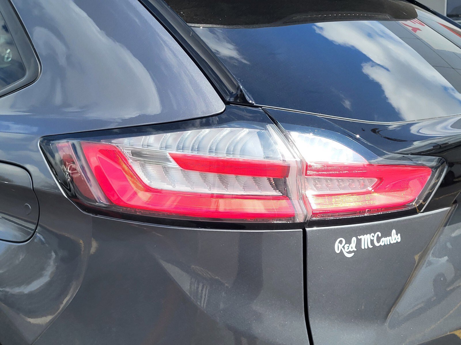 Certified 2022 Ford Edge ST image 10