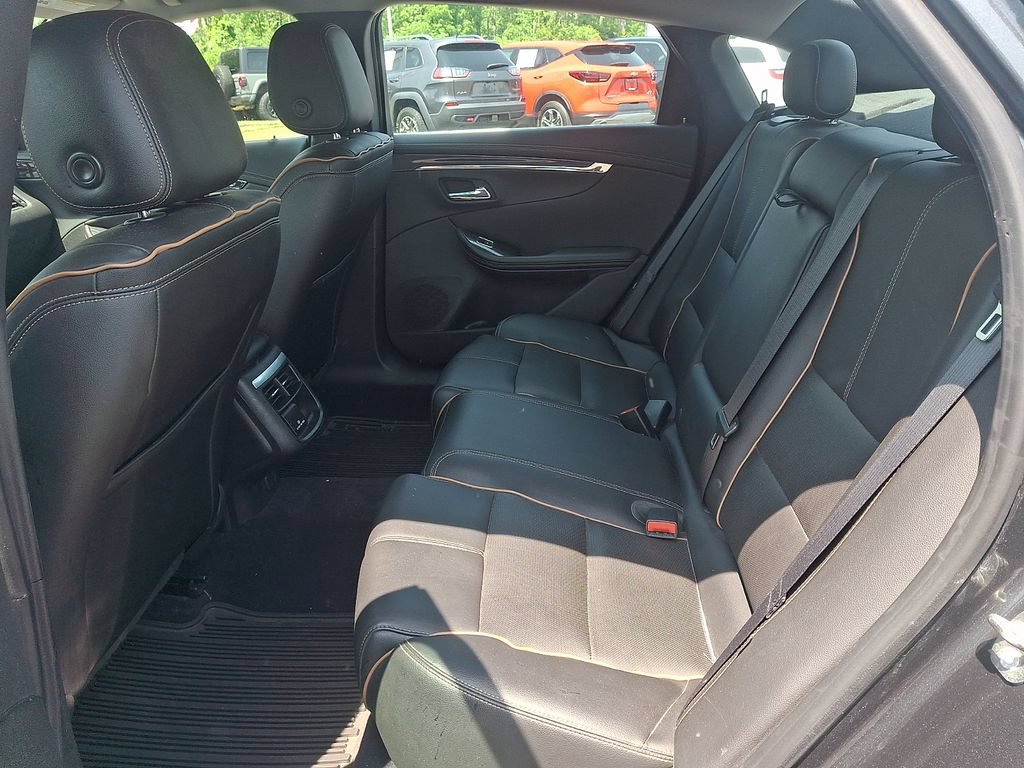Used 2018 Chevrolet Impala Premier FWD image 11