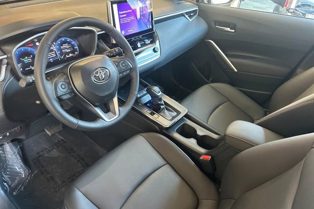 Used 2026 Toyota Corolla Cross XLE w/ Convenience Package image 10