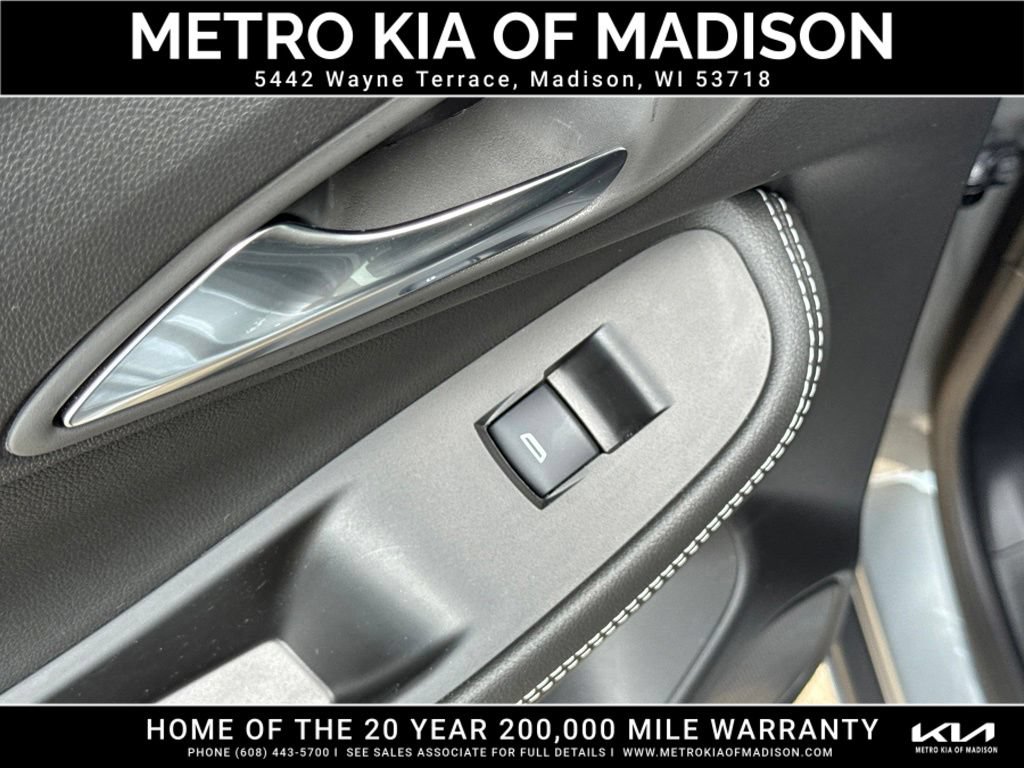 Used 2026 Buick Encore GX Avenir w/ Avenir Convenience Package AWD/4WD image 32