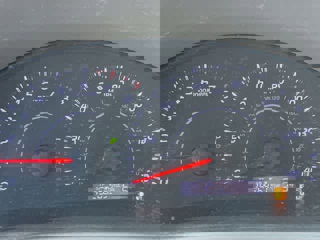 Used 2011 Toyota Camry LE image 6