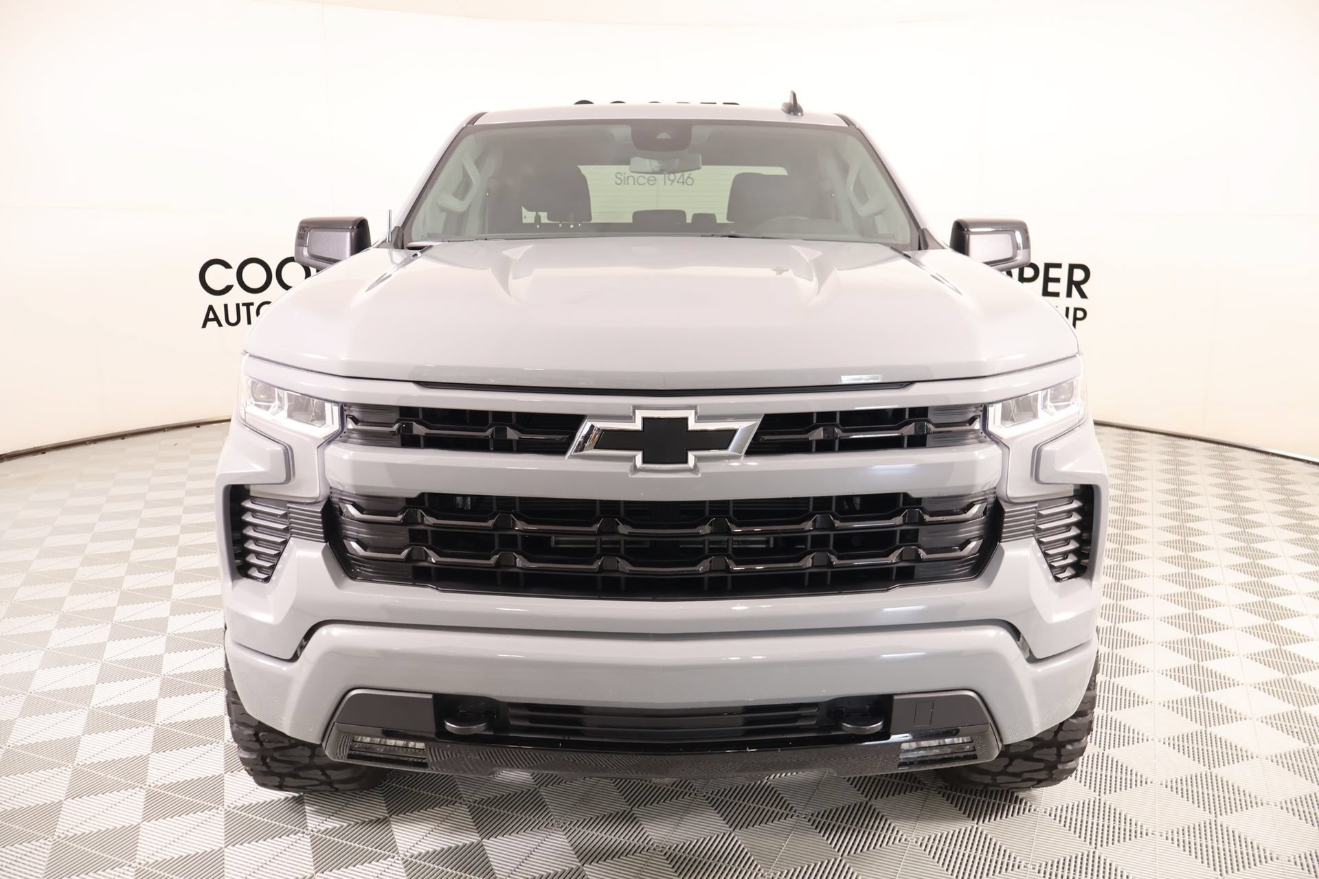 Used 2025 Chevrolet Silverado 1500 RST w/ LPO, Dark Essentials Package AWD/4WD image 9