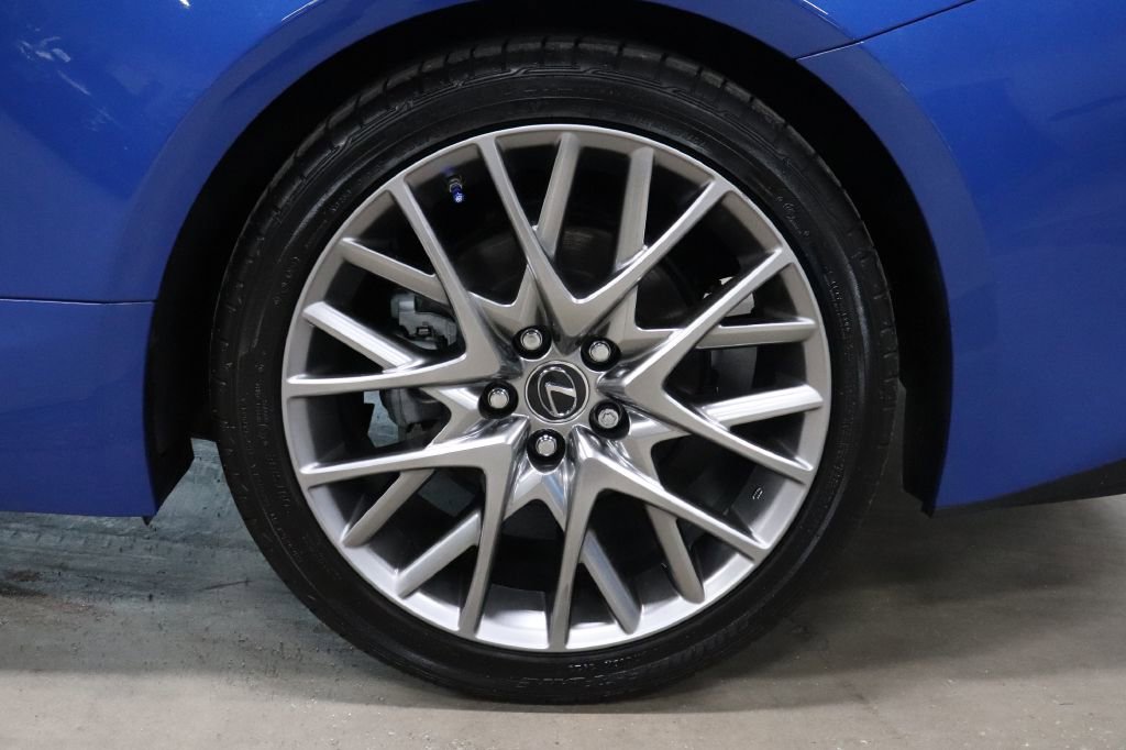 Used 2022 Lexus RC 300 w/ Premium Package image 33