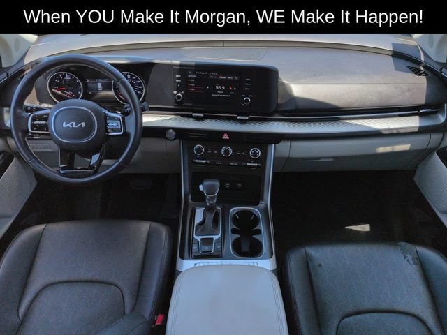Used 2023 Kia Carnival LX FWD image 17