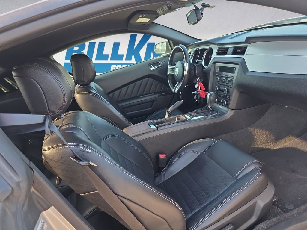 Used 2014 Ford Mustang Premium image 15