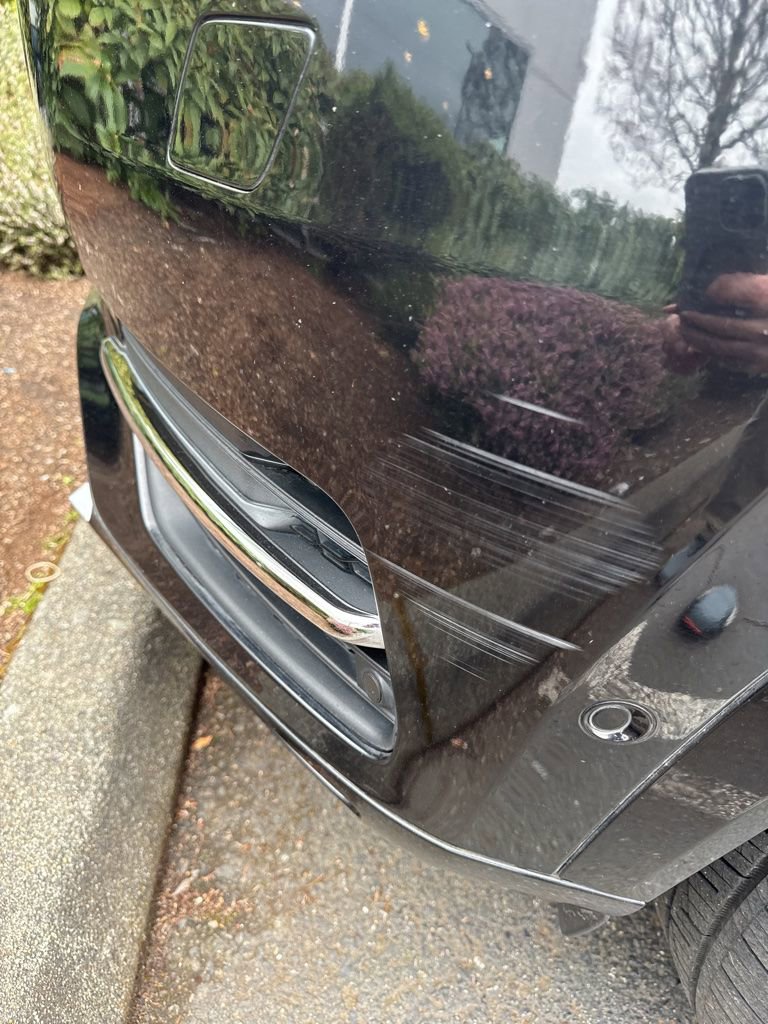 Used 2017 Volvo XC90 T6 Momentum w/ Vision Package image 5