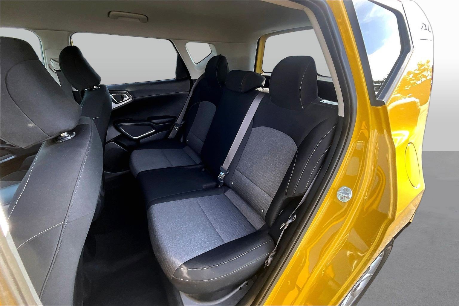 Used 2020 Kia Soul S FWD image 24