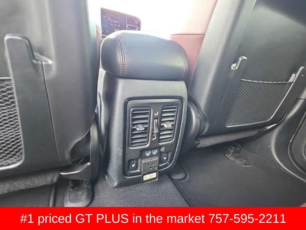 Used 2024 Dodge Durango GT image 14