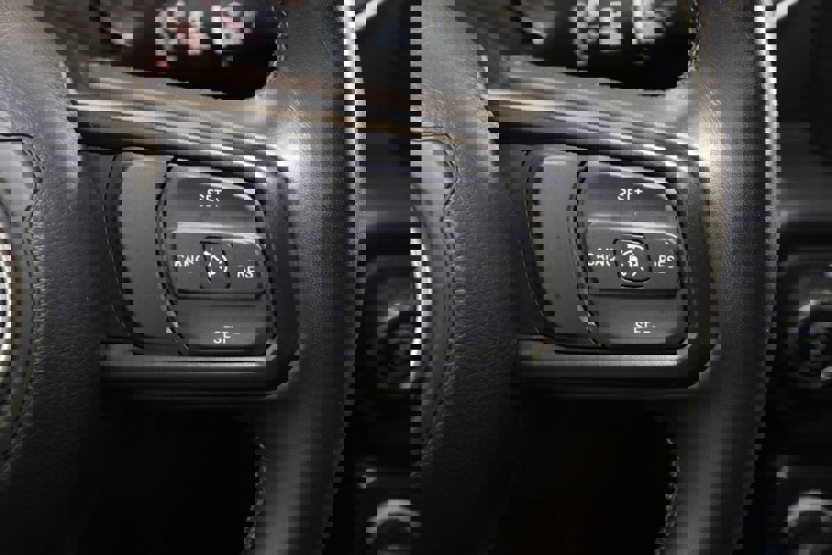 Used 2022 Jeep Wrangler Unlimited Sport image 31