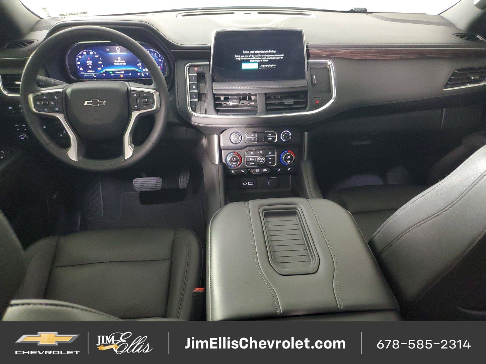 Used 2023 Chevrolet Tahoe Z71 w/ Luxury Package AWD/4WD image 15