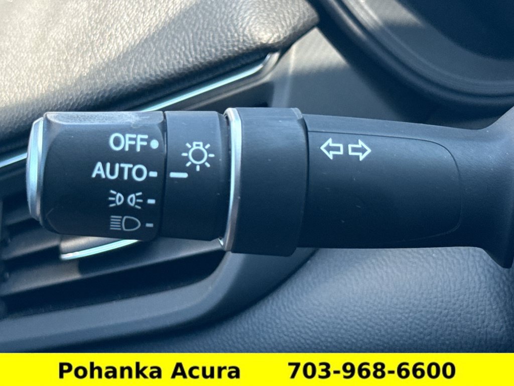 Used 2023 Acura TLX FWD image 11