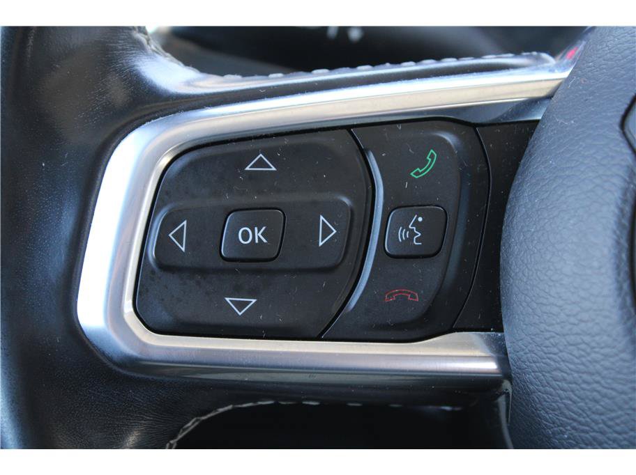 Used 2020 Jeep Wrangler Unlimited Sahara AWD/4WD image 18