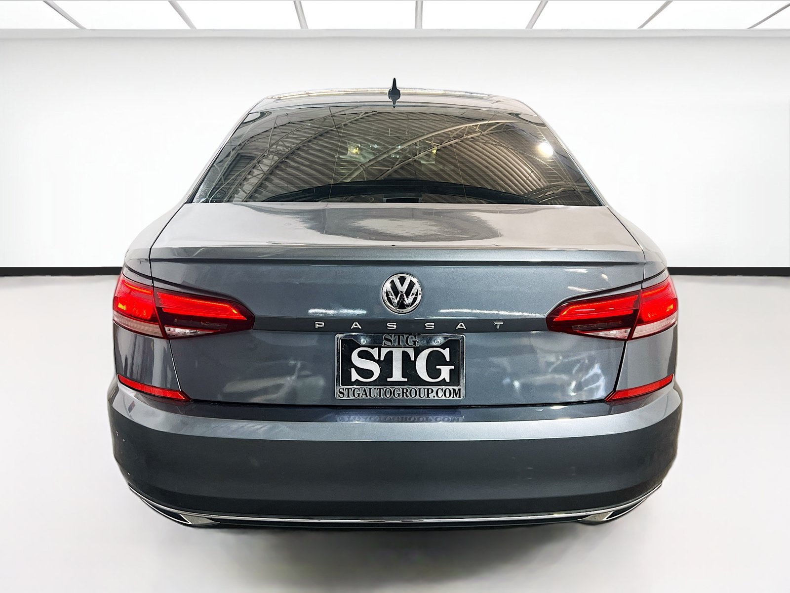 Used 2021 Volkswagen Passat 2.0T S FWD image 5