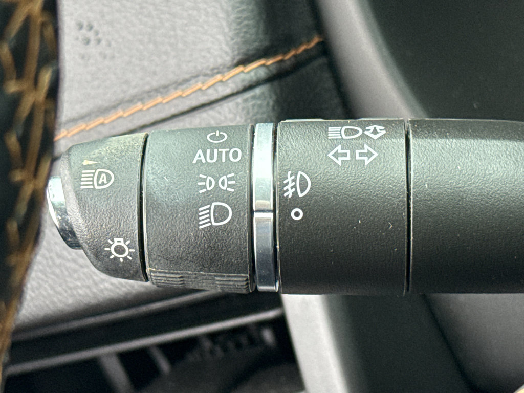 Used 2023 GMC Terrain AT4 w/ Tech Package AWD/4WD image 17