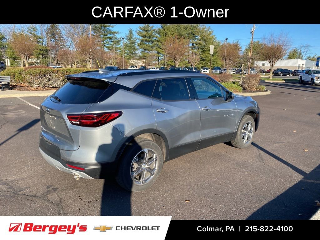 Used 2023 Chevrolet Blazer LT image 3