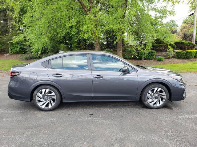Used 2025 Subaru Legacy Limited AWD/4WD image 2