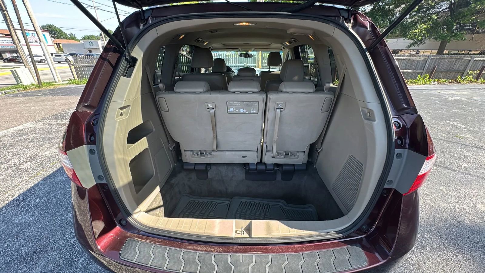 Used 2011 Honda Odyssey EX-L image 16