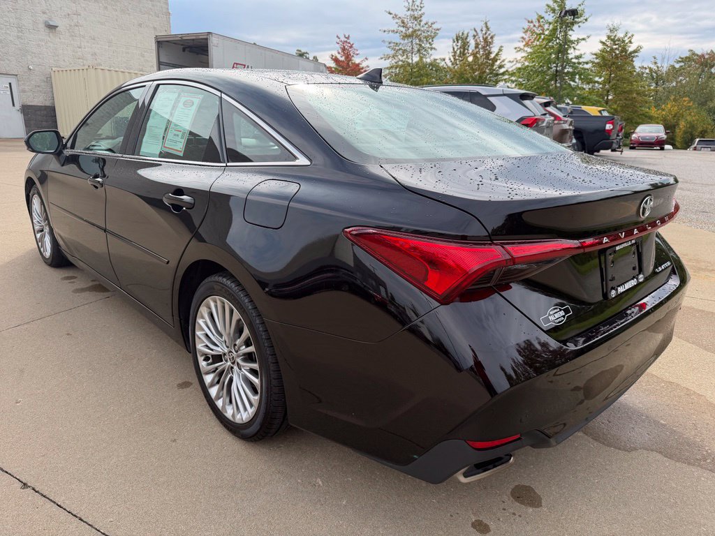 Certified 2020 Toyota Avalon Limited w/ Advanced Safety Package FWD image 3
