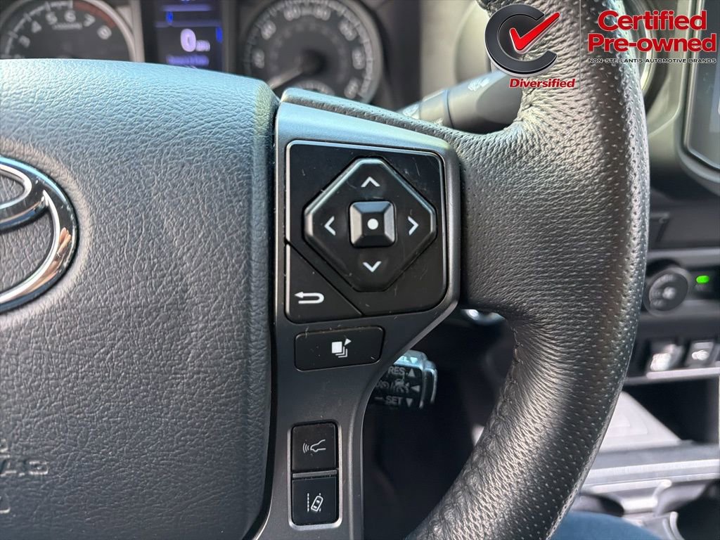 Used 2020 Toyota Tacoma TRD Off-Road AWD/4WD image 60
