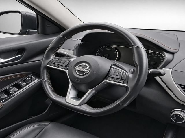 Used 2023 Nissan Altima 2.5 SR FWD image 24