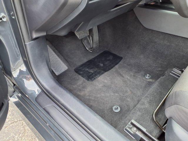 Used 2025 Toyota Camry LE FWD image 20