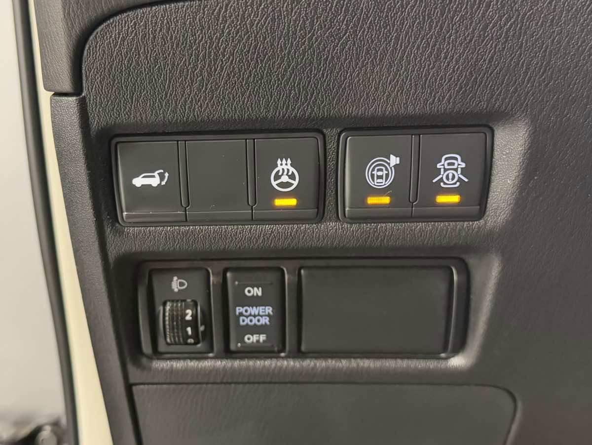 Used 2021 INFINITI QX80 Luxe image 21