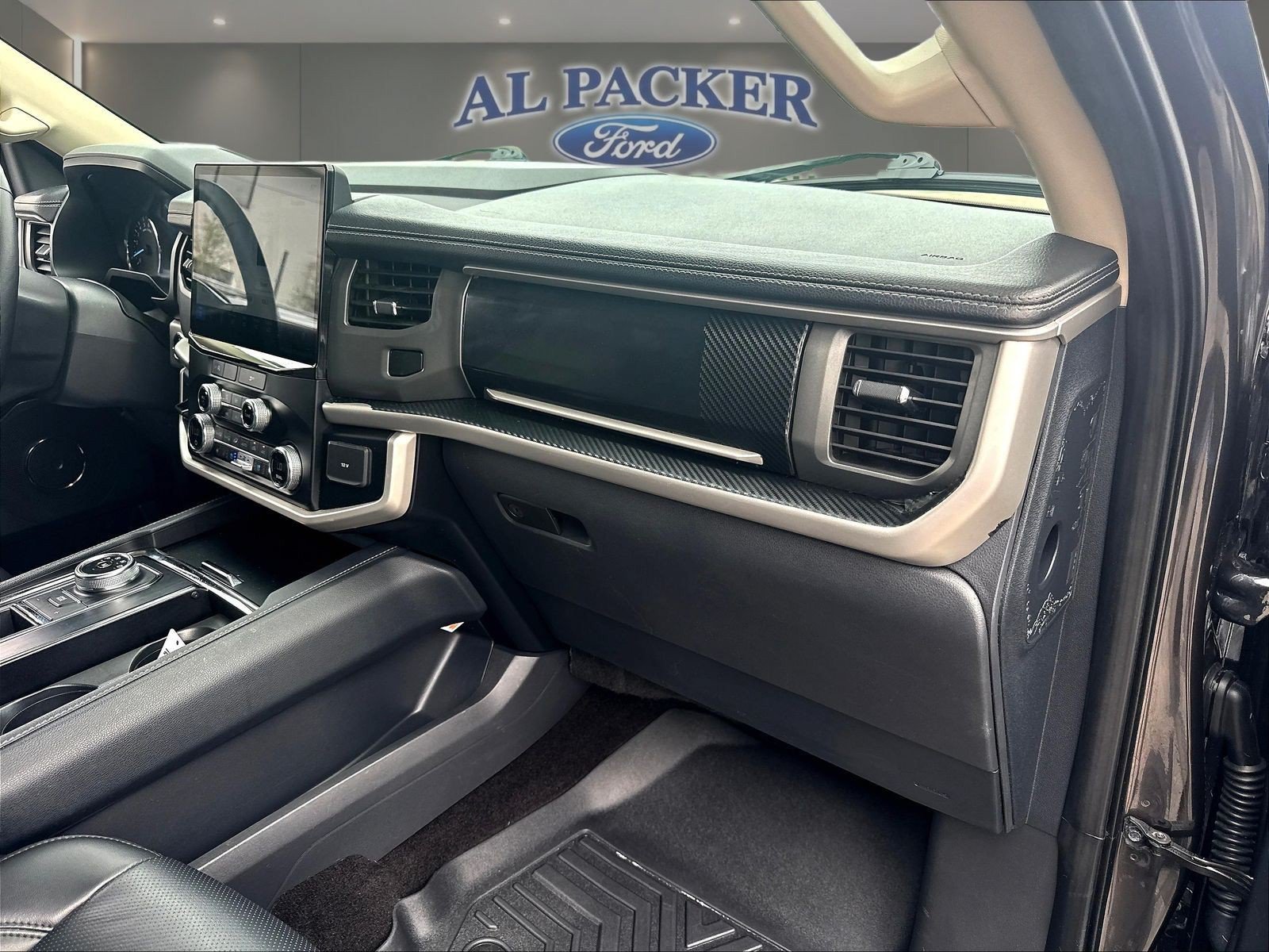 Certified 2023 Ford Expedition XLT RWD image 29