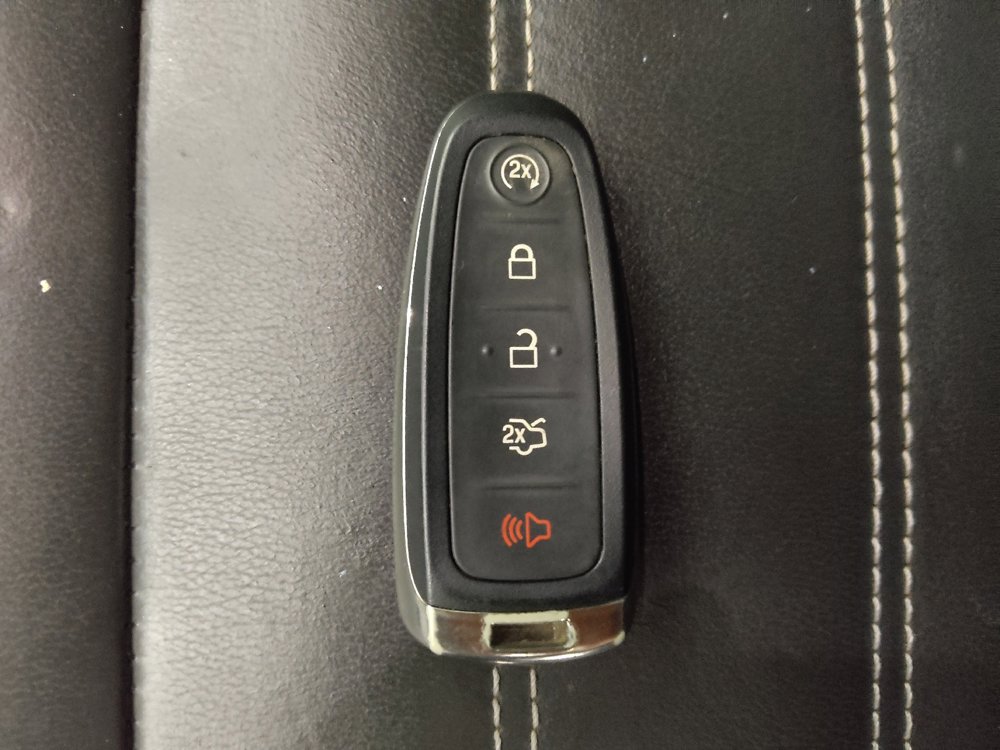 Used 2019 Ford Escape SEL image 32