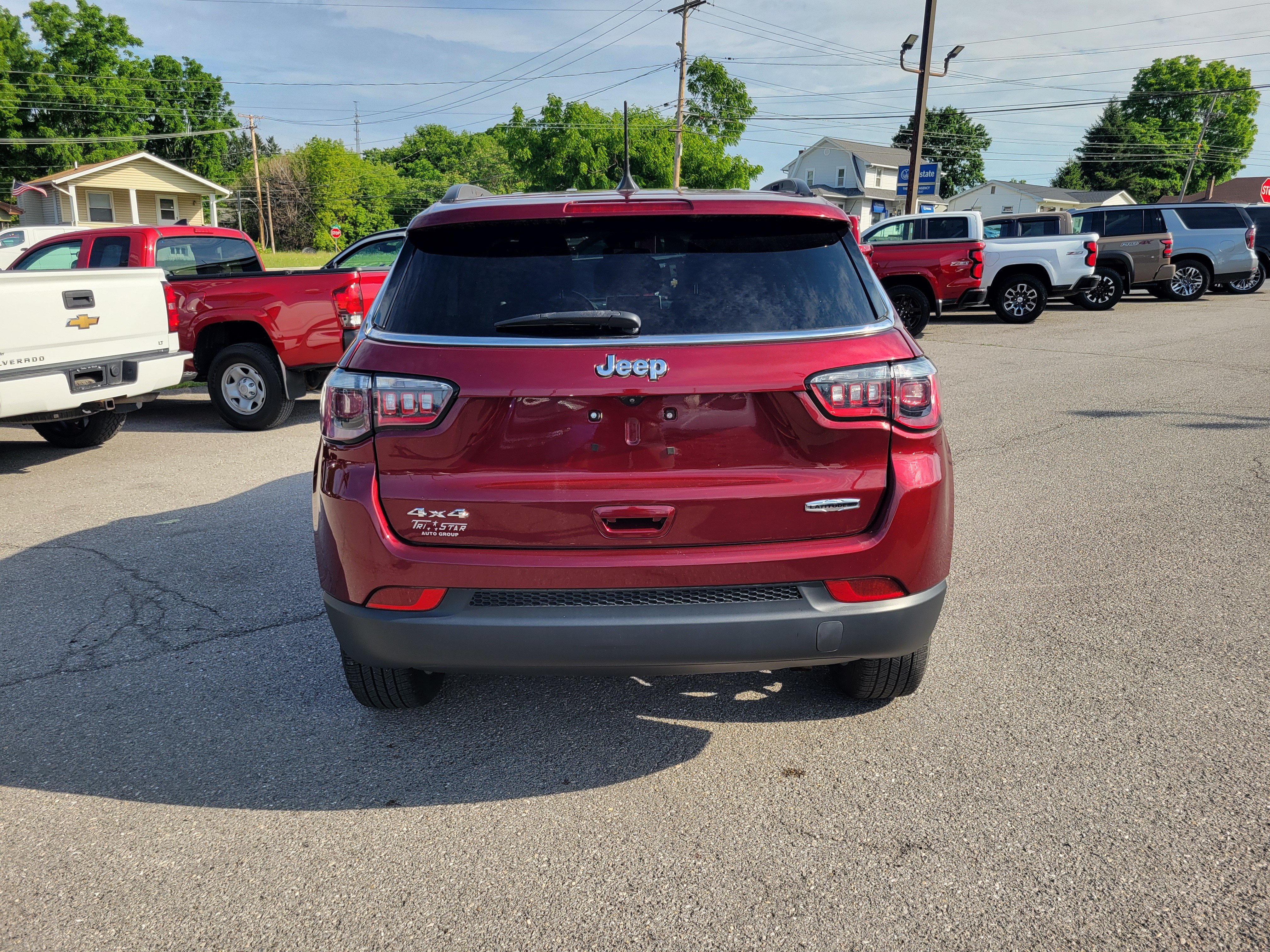 Used 2022 Jeep Compass Latitude AWD/4WD video 3