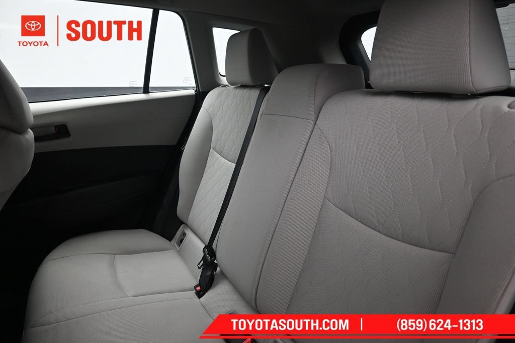 Used 2024 Toyota Corolla Cross L AWD/4WD image 24