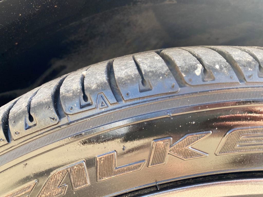 Used 2018 Dodge Challenger SXT Plus RWD image 29