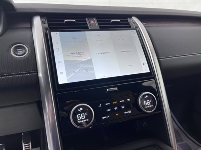 New 2025 Land Rover Discovery Dynamic SE image 15