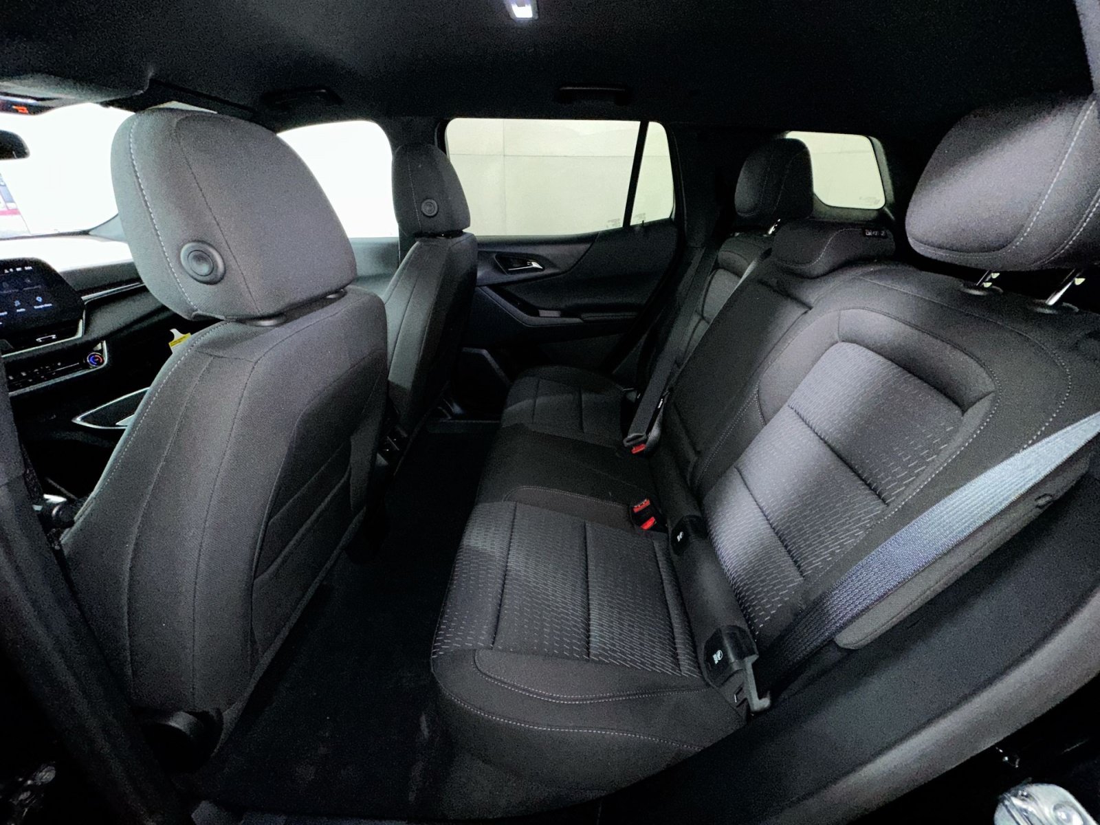 New 2027 Chevrolet Equinox LT FWD image 24