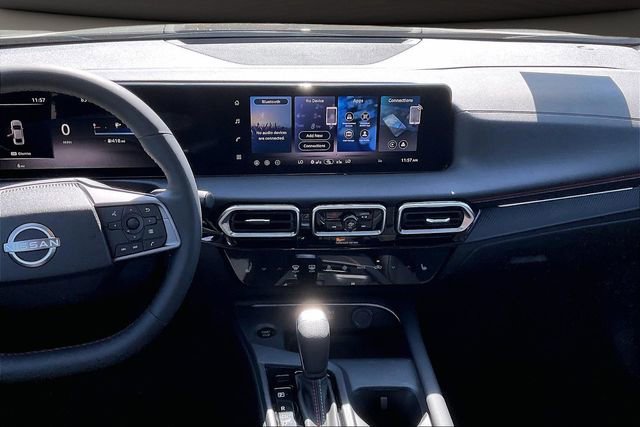 New 2026 Nissan Sentra SR w/ SR Premium Package FWD image 6