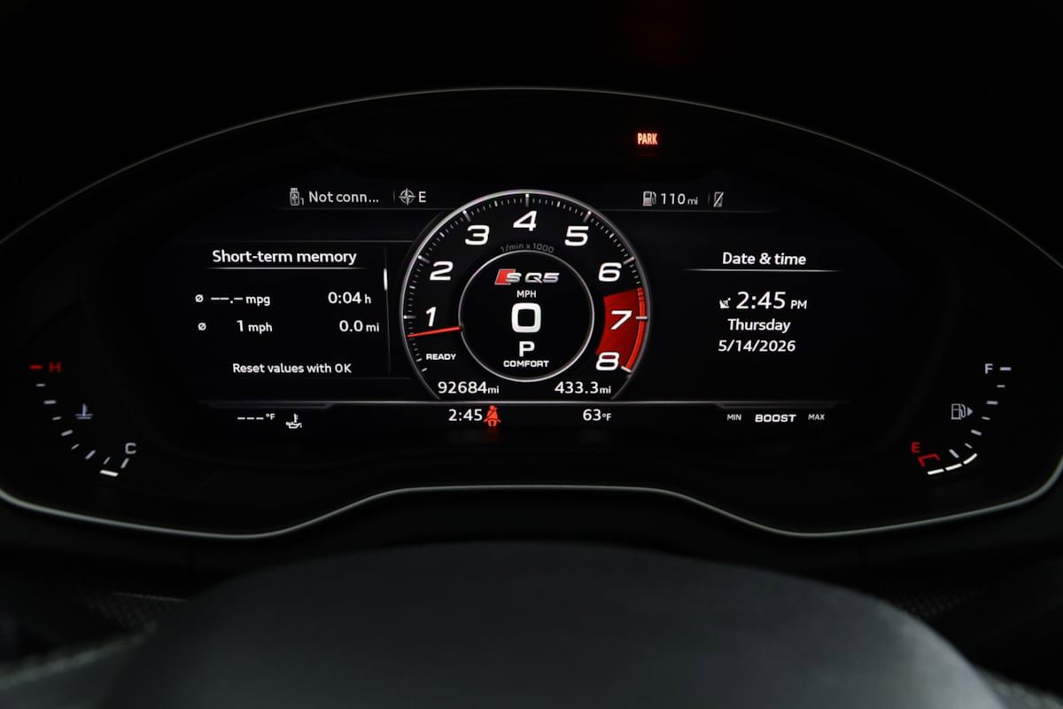Used 2018 Audi SQ5 Premium Plus AWD/4WD image 19