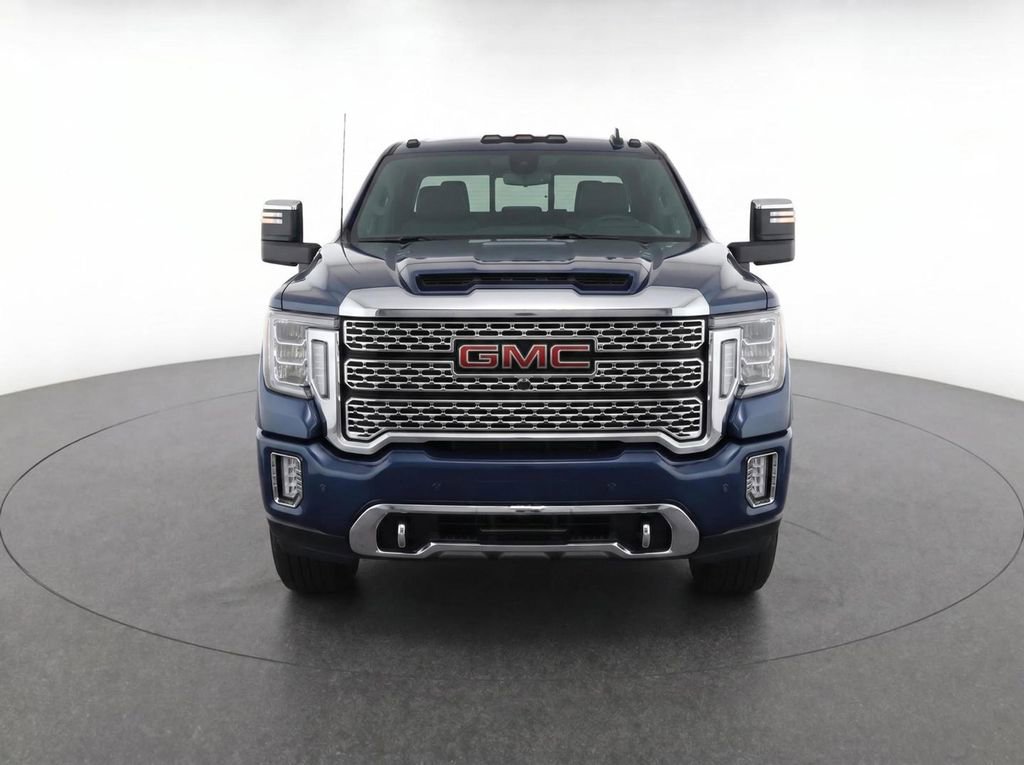 Used 2020 GMC Sierra 3500 Denali w/ Denali Ultimate Package AWD/4WD image 2
