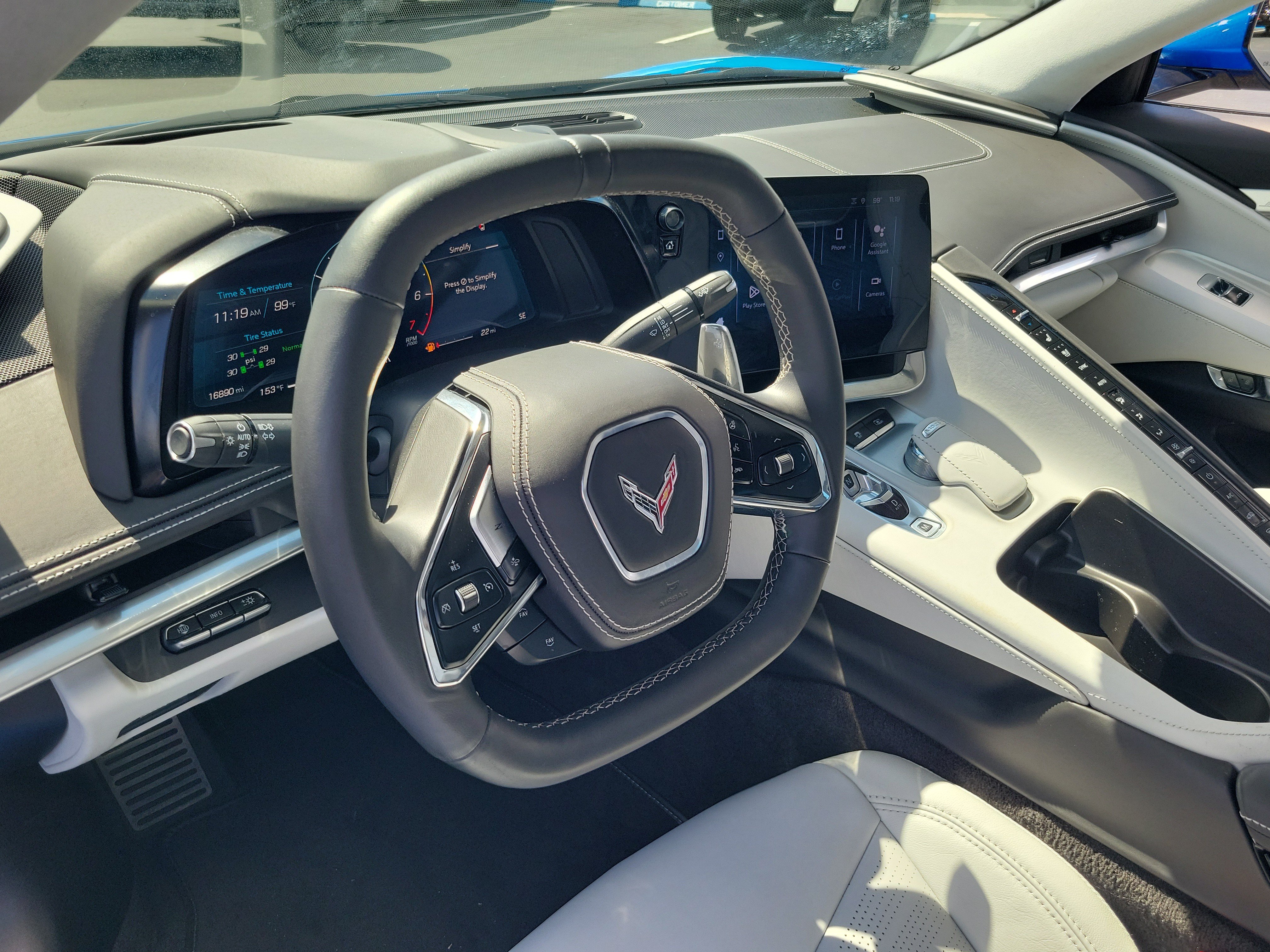 Used 2024 Chevrolet Corvette Stingray Premium Cpe w/ Z51 Performance Package RWD image 12
