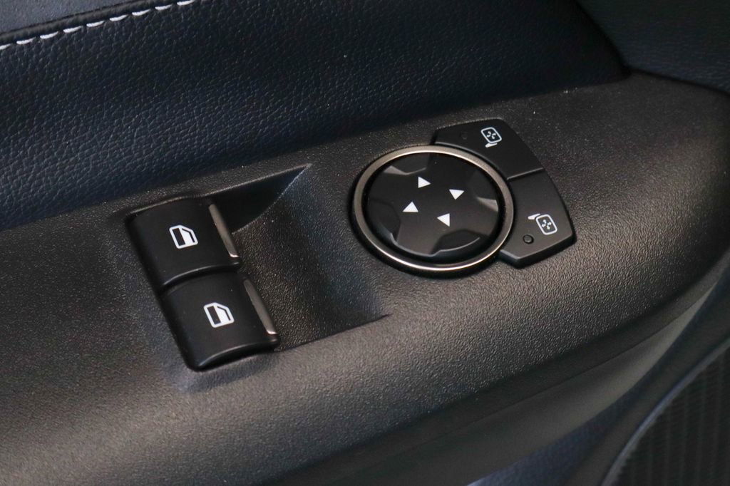 Used 2020 Ford Mustang Shelby GT350 w/ Technology Package RWD image 23