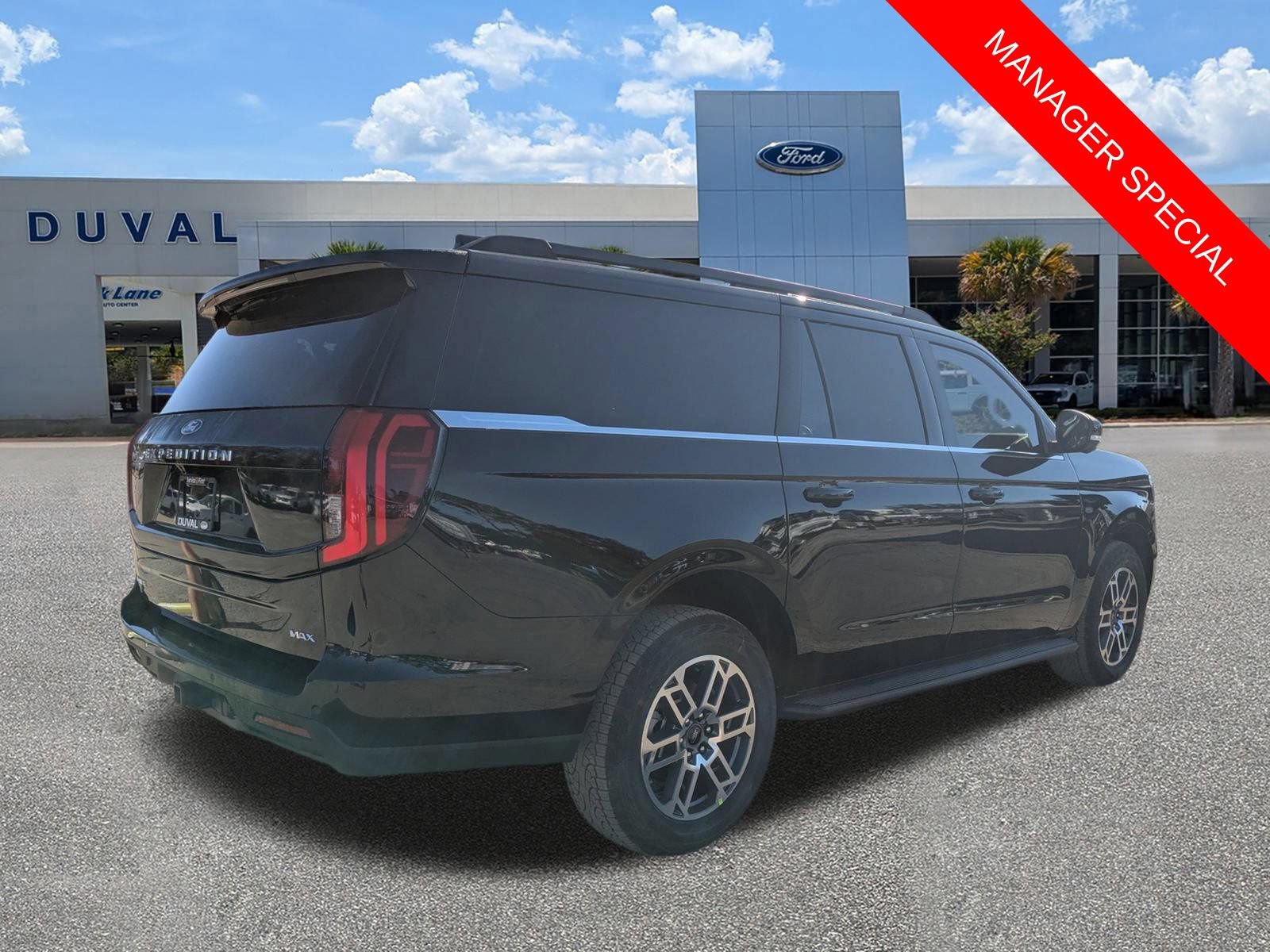 New 2026 Ford Expedition Max Active AWD/4WD image 4
